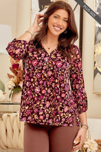 The Signature Lizzy 3/4 Sleeve Floral Print Top Curvy (Plum)