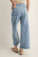 The Dakota Straight Leg Denim Jeans (Light Denim)