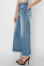 Risen High Rise Crop Wide Leg Fray Hem Jeans (Medium)