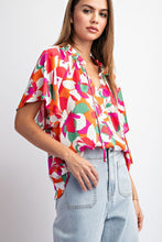 Santa Cruz Floral Printed Short Sleeve Top