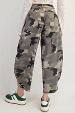 Washed Camo Twill Barrel Pants (Olive Grey)
