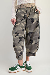 Washed Camo Twill Barrel Pants (Olive Grey)