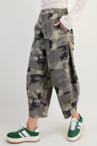 Washed Camo Twill Barrel Pants (Olive Grey)