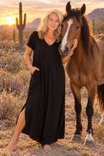 The Barefoot Bliss Maxi Dress (Black)