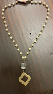 Short Bead Necklace with Diamond Pendant (Natural)