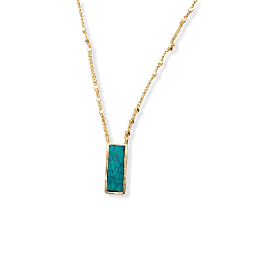 Green Vogue Pendant Necklace