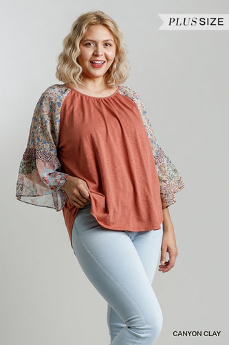 Jacklyn Floral and Animal Mixed Printed Bell Sleeve Curvy (Clay)